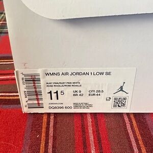 Jordan Women's Air Jordan 1 Low SE - Rust Pink/White - RARE